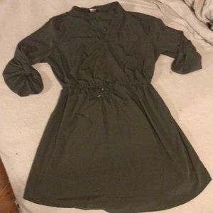 Indulge in Style Mid-length Dress (size 1x) w/collar cinched waist cuffs